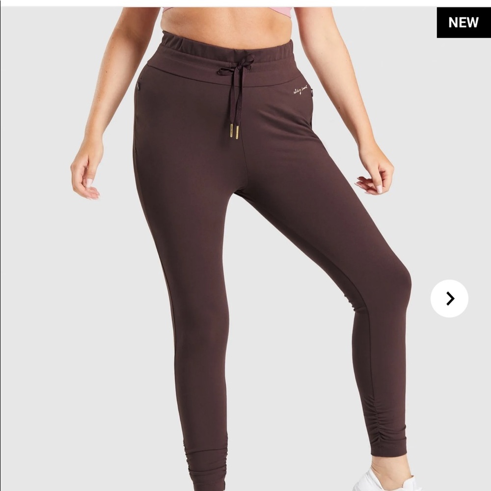ISO*** Whitney Simmons Gymshark - Picture 1 of 1
